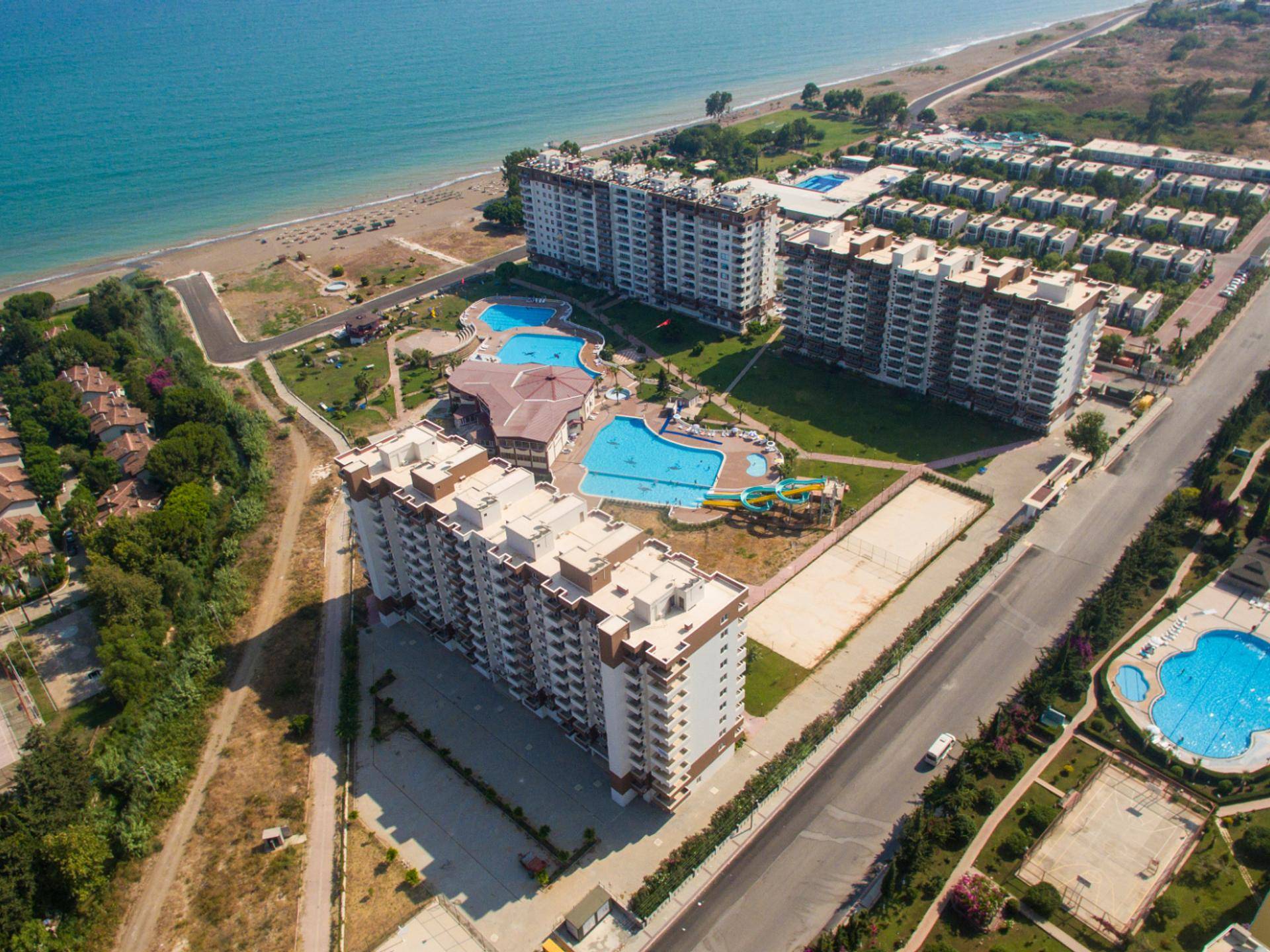 Fantastičan kompleks apartmana uz more u Erdemliju, Mersin