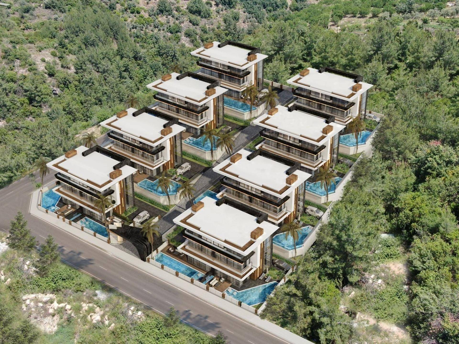 Spacious High-End Villas in Appealing Oba District, Alanya