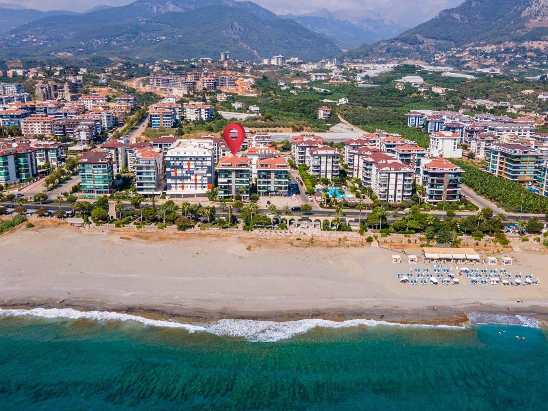 Luksuriøs 6-værelses penthouse lejlighed i Kestel, Alanya,