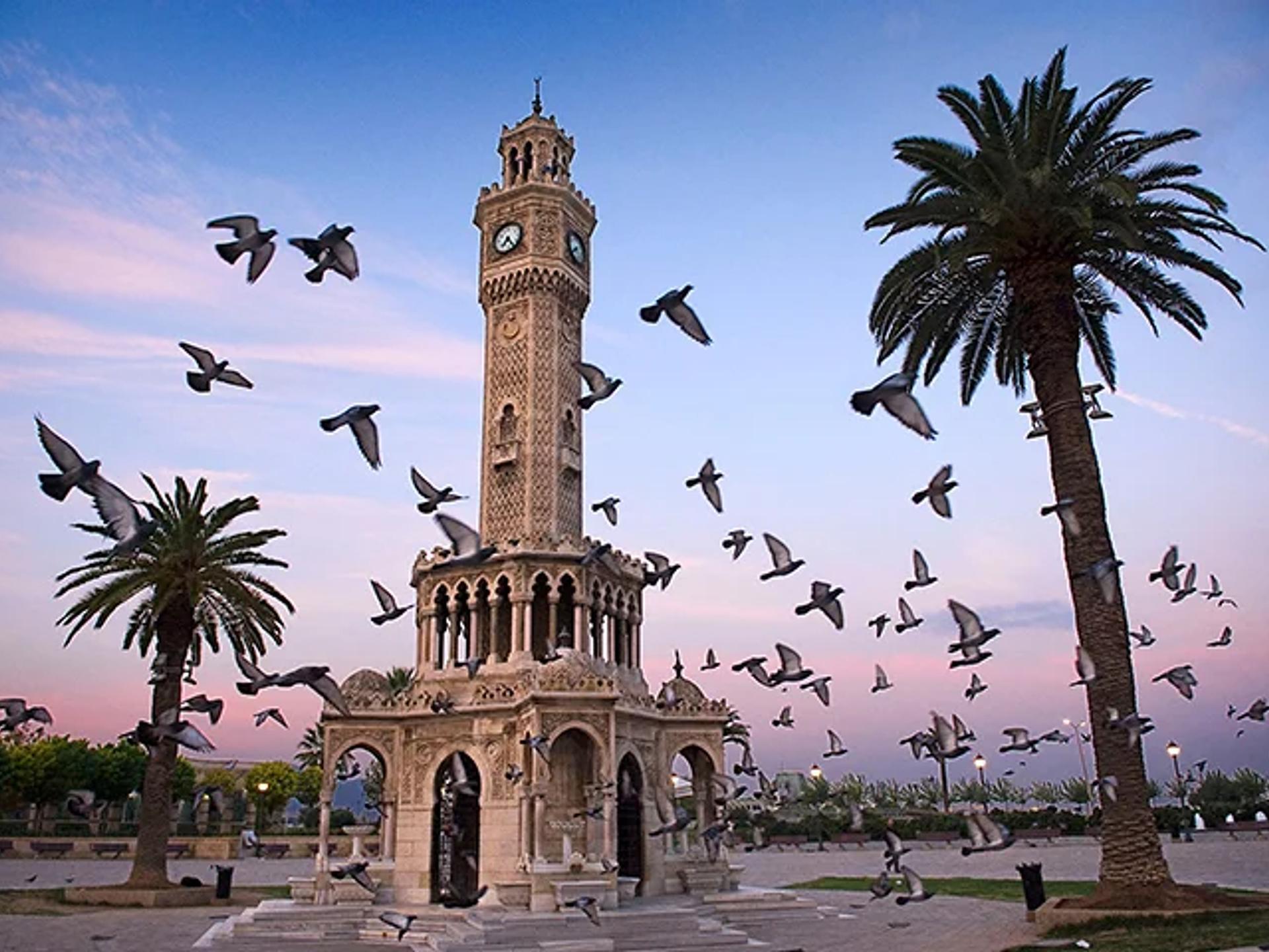 Izmir: Travel Guide