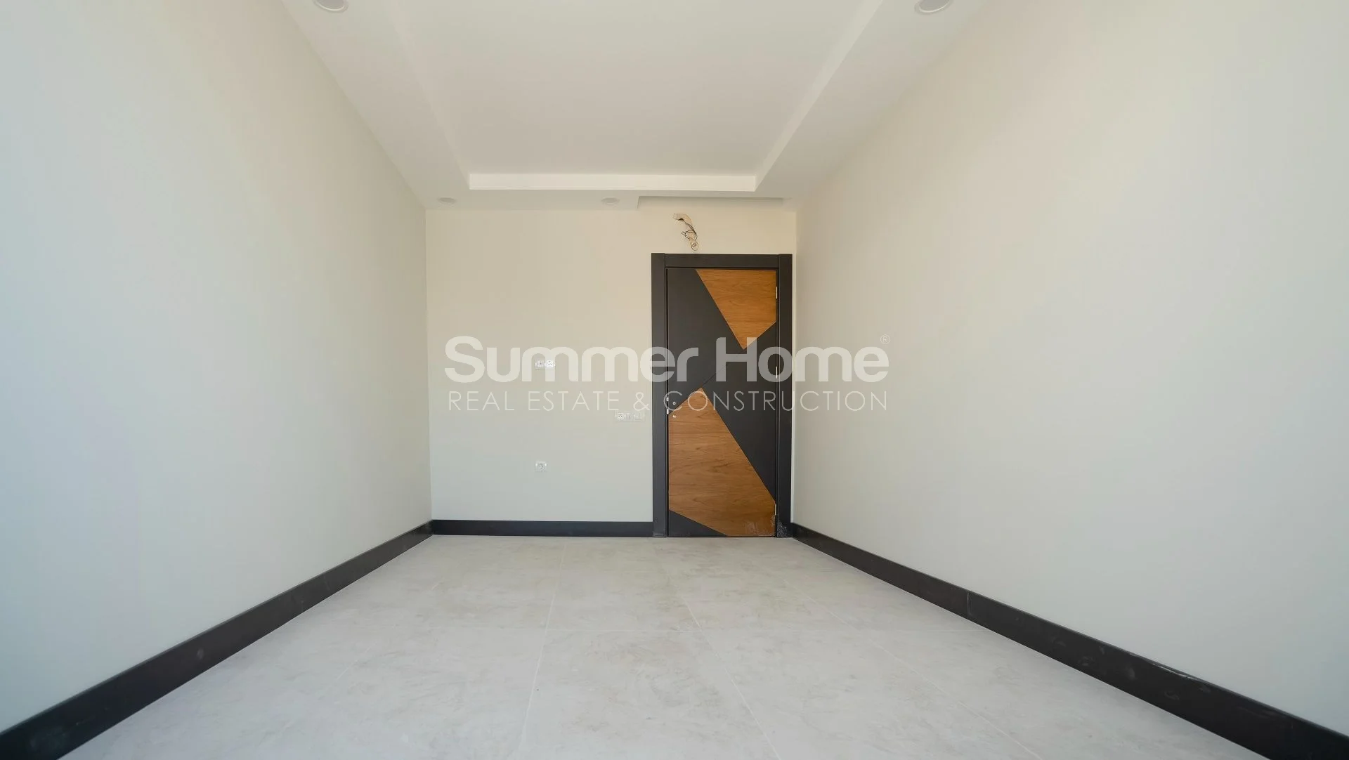 Summer Park Commercial Center Offering Offices and Shops in Alanya Interior - 14