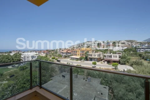 Lovely Sea View Apartments in Demirtas Interior - 9