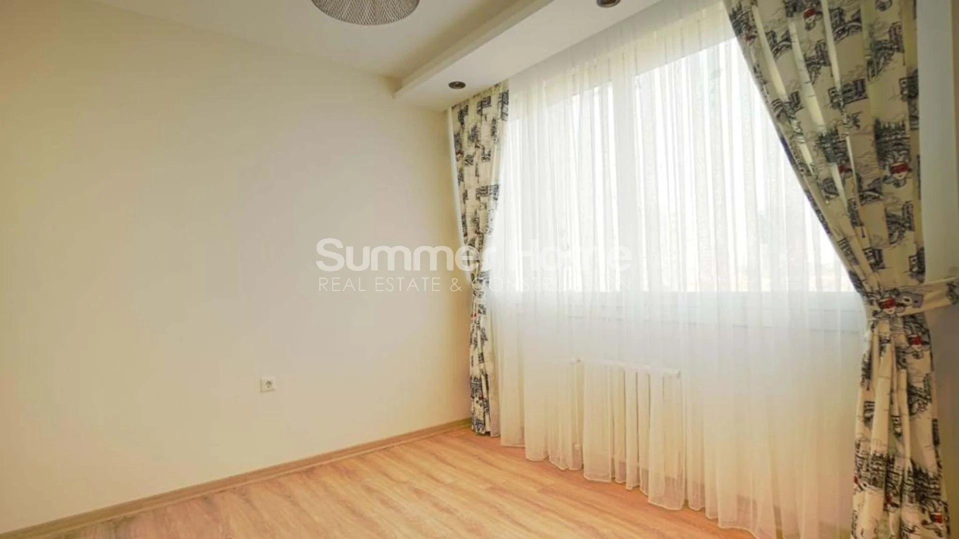 Spacious Apartments at Prime Location in Yenisehir, Mersin Interior - 18