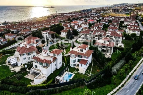Luxurious Triplex Villas in Beylikduzu General - 1