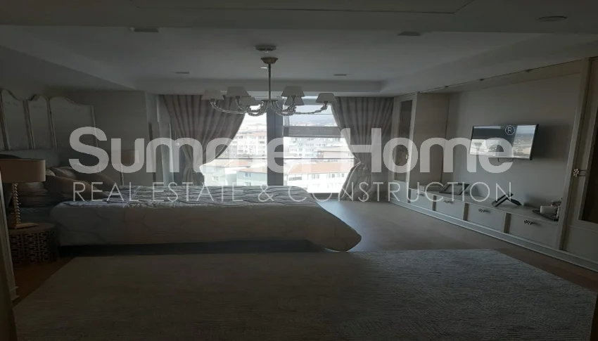 Spacious Apartments in a Prime Location in Kadikoy, Istanbul Interior - 9