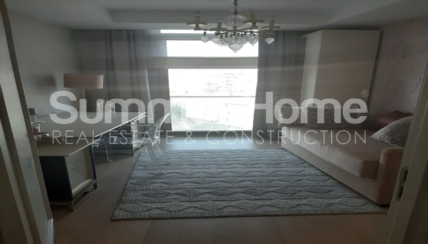 Spacious Apartments in a Prime Location in Kadikoy, Istanbul Interior - 14