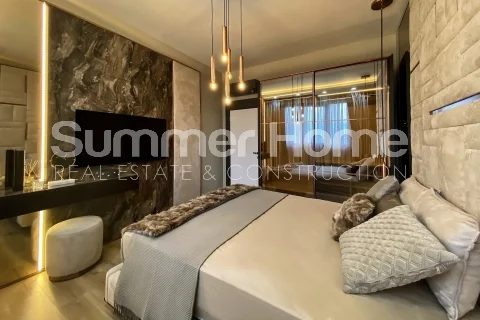 Spacious Apartments in Desirable Altinas Interior - 9