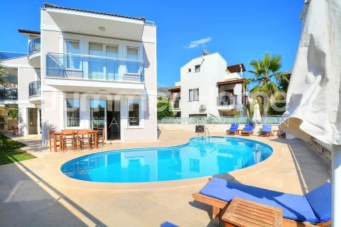Two-floored small villa with swimming pool in Kalkan General - 1